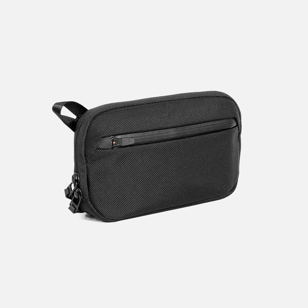 Slim Pouch – Aer